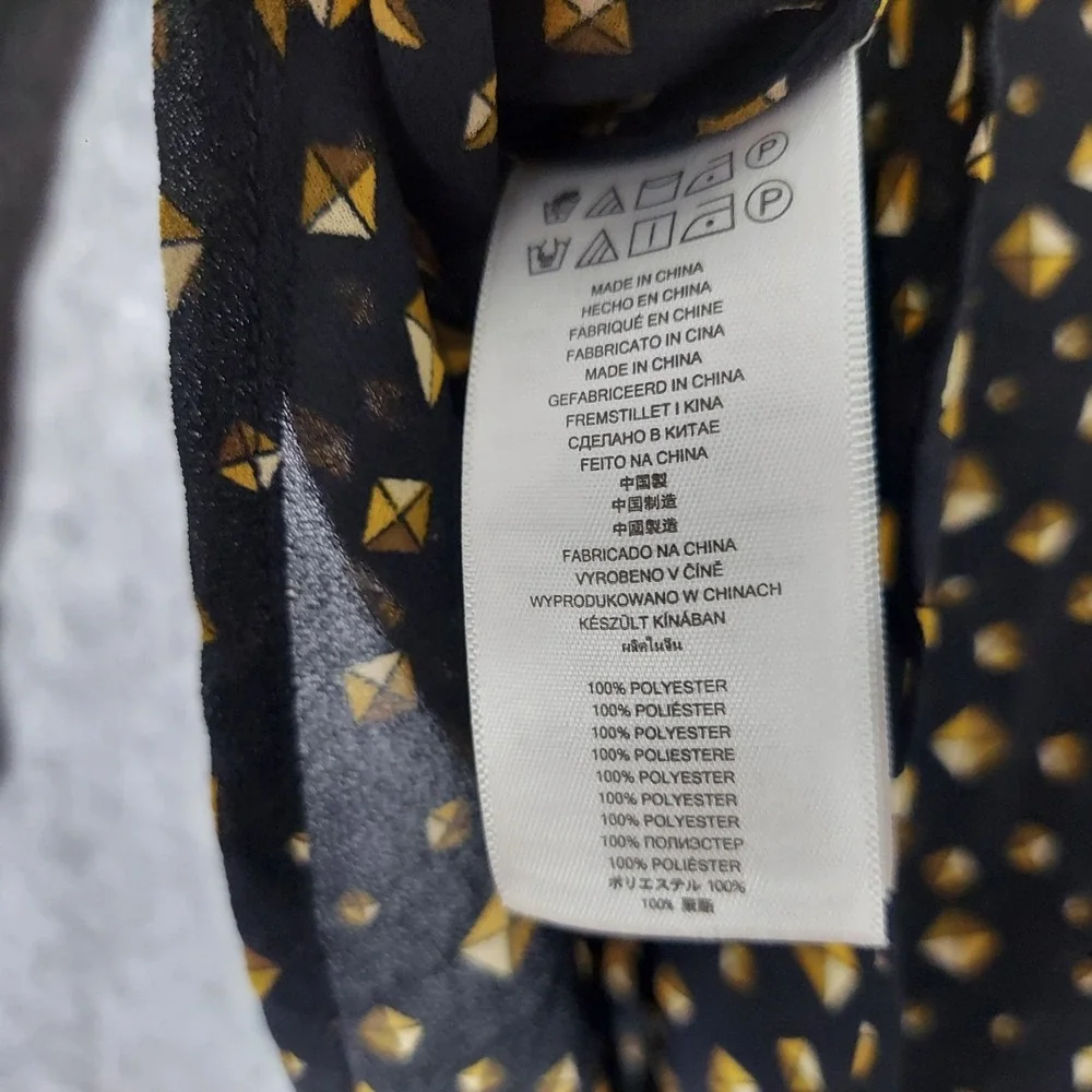 Michael‎ Kors Blouse Women M Black Gold Stud Print Grommet Neck Button Front Top